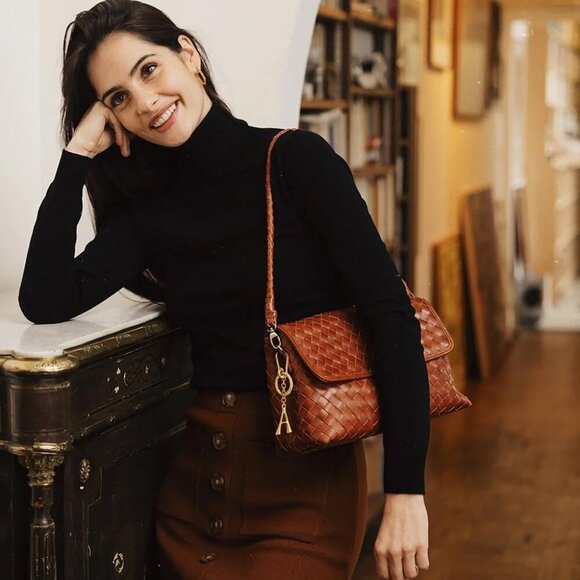 Gold Initial Keychain Personalized Gold Letter Charm for Bag Keys Women - Picture 3 of 7